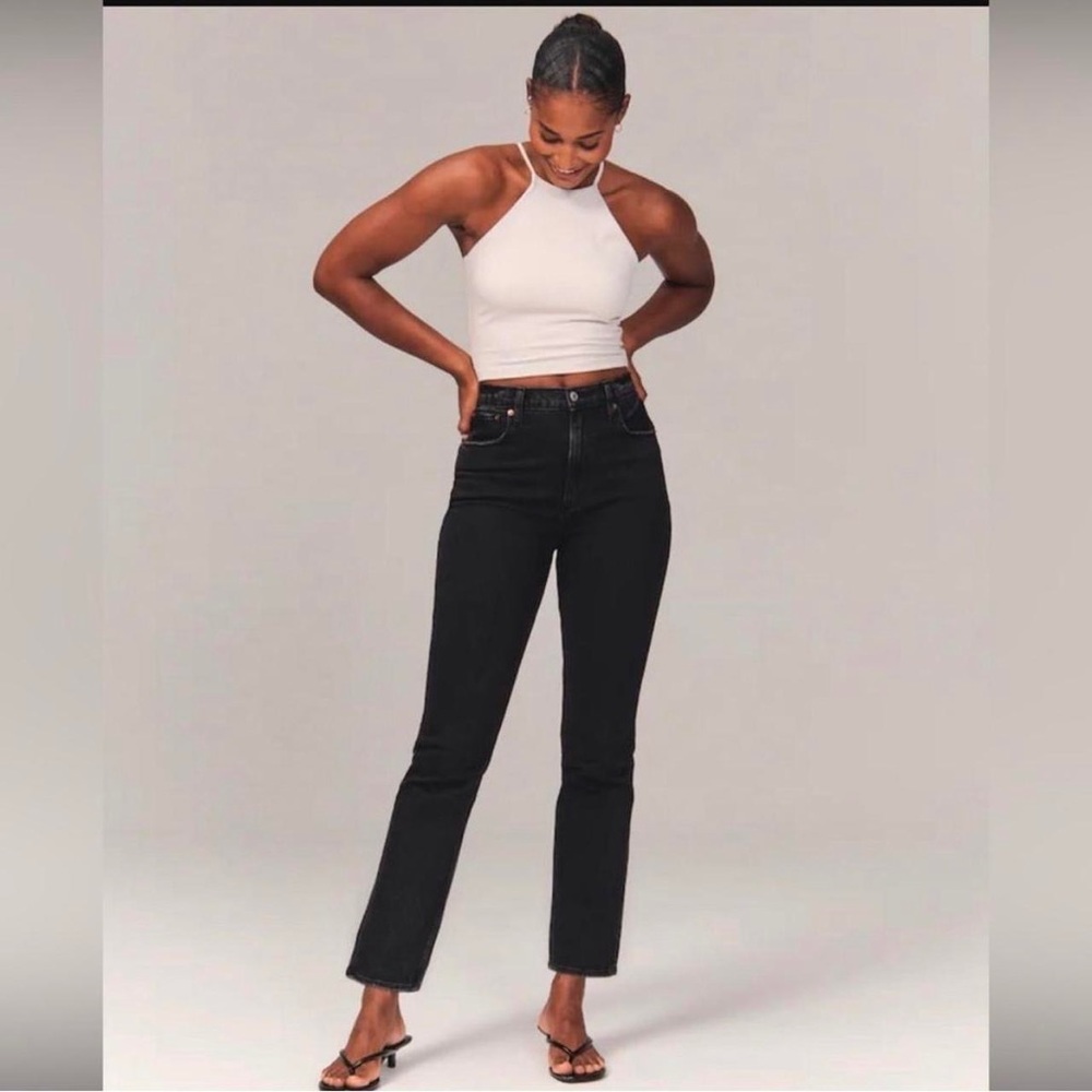Abercrombie The Ankle Straight Ultra High Rise jeans
